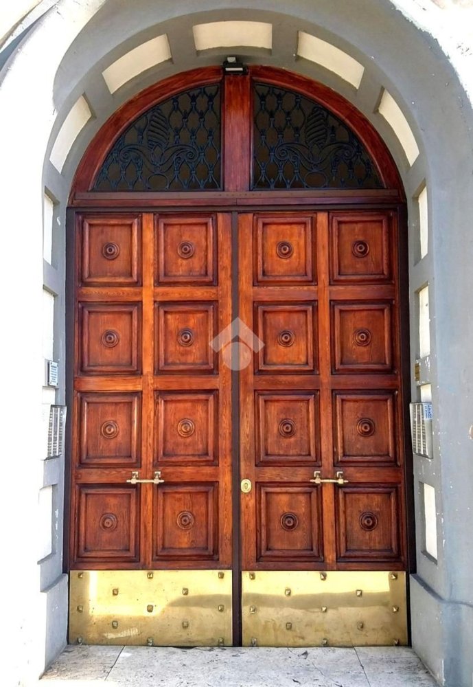 3 rooms Apartment in Rome, Italy No. 34000