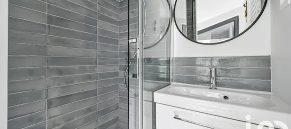 3 Schlafzimmer Doppelhaus in Pantin, France, Nr. 318961 10