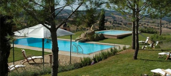 6 bedrooms Villa in Grosseto, Italy No. 461 10