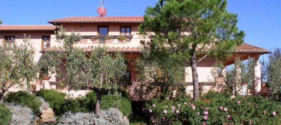 6 bedrooms Villa in Grosseto, Italy No. 461 6