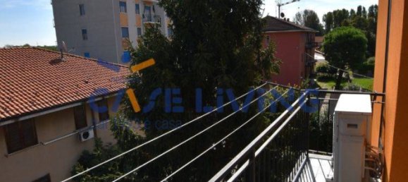 Квартира с 2 спальнями в Новильо, Италия № 378792 17