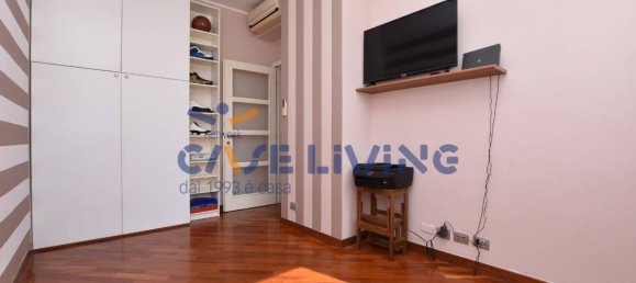 Квартира с 2 спальнями в Новильо, Италия № 378792 13