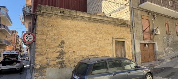 Дом с 2 спальнями в Скордия, Италия № 48793 2