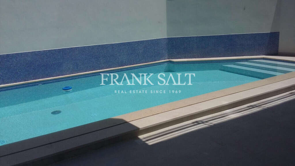 Villa T3 em Swieqi, Malta N.º 4029