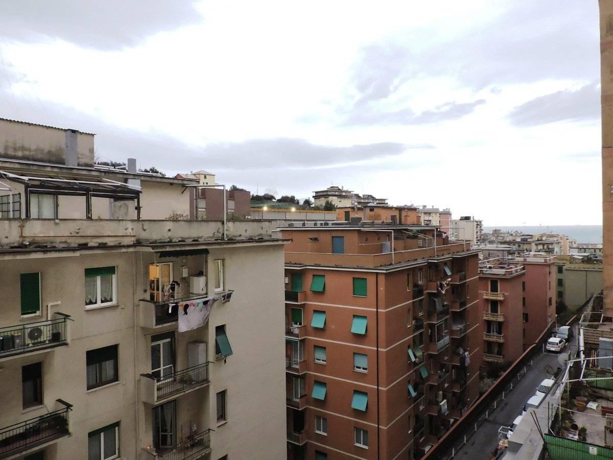 2 rooms Apartment in Genoa, Italy No. 38576