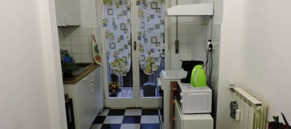 2 rooms Apartment in Genoa, Italy No. 38576 9