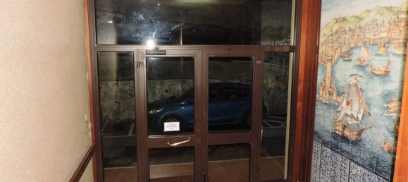 2 rooms Apartment in Genoa, Italy No. 38576 4