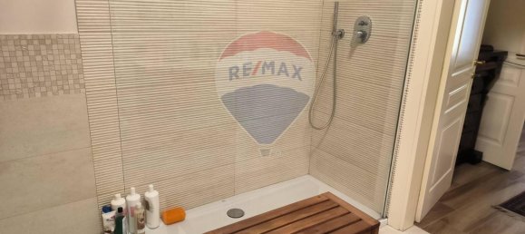 4غرفة شقة في Bari, Italy رقم 77877 29