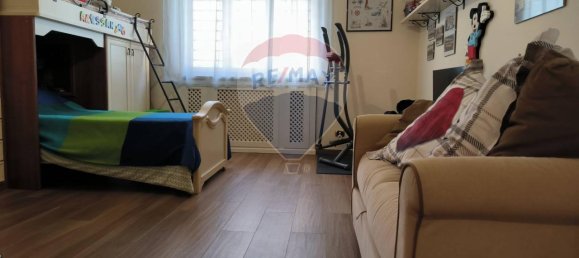 4غرفة شقة في Bari, Italy رقم 77877 21