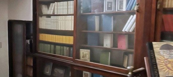 2 rooms Office in Naples, Italy No. 189379 12