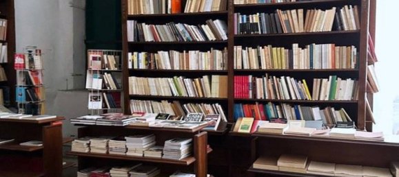 2 rooms Office in Naples, Italy No. 189379 9