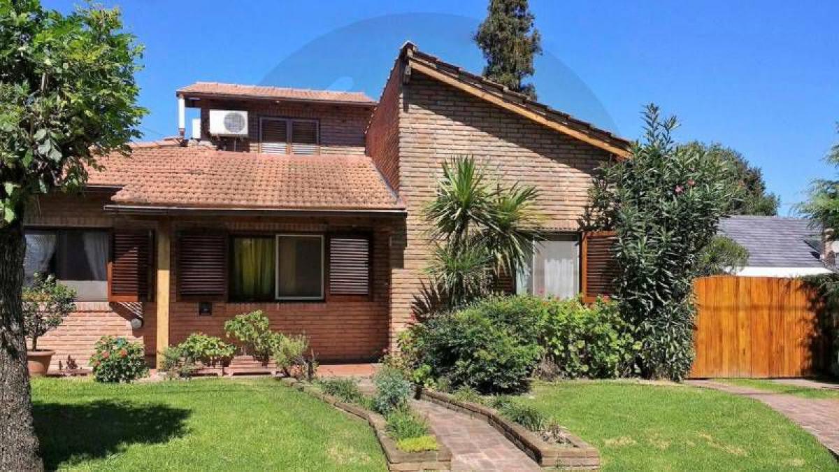 3 Schlafzimmer Haus in Escobar, Argentina, Nr. 15505