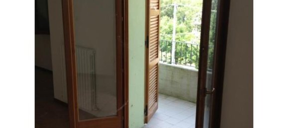 2 bedrooms Apartment in Petriano, Italy No. 253735 2
