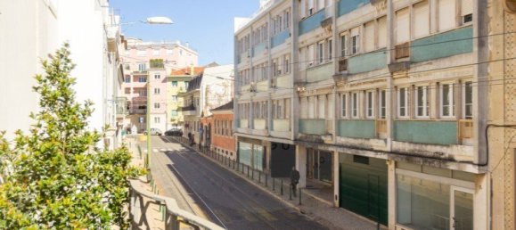 3 bedrooms Apartment in Lisbon, Portugal No. 121850 9