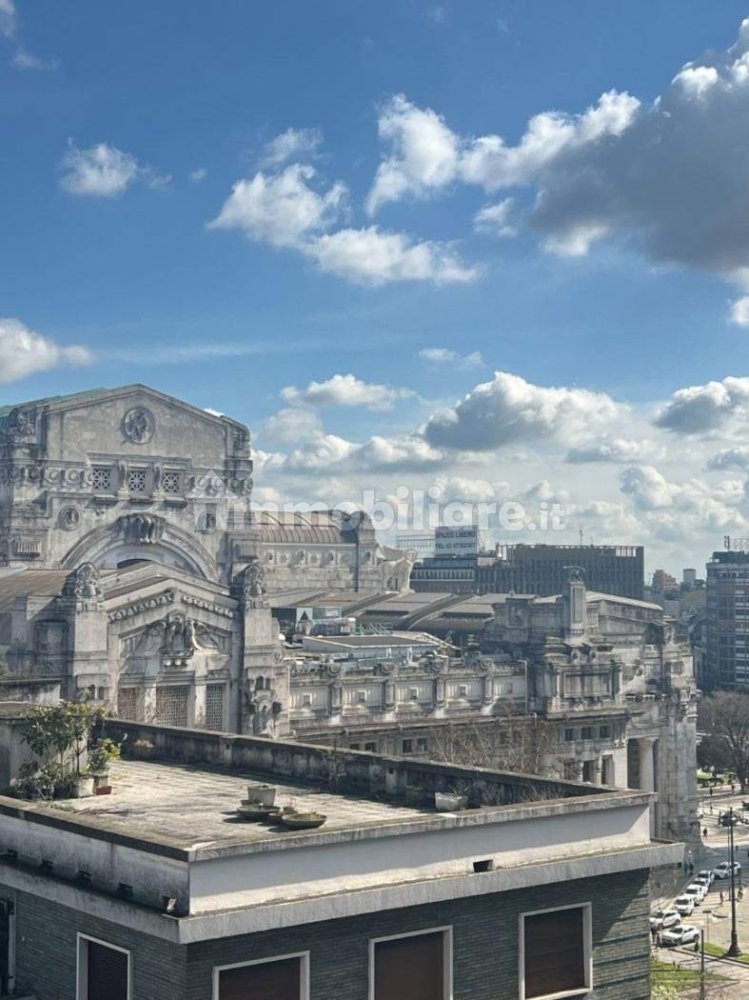 1 Schlafzimmer Wohnung in Milan, Italy, Nr. 241578