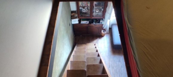 Квартира с 4 комнатами в Ливорно, Италия № 140123 7