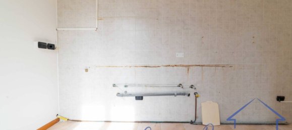 Apartamento de 2 dormitorios en Rimini, Italy No. 329058 8