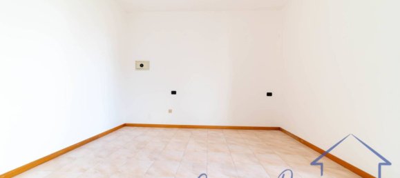 Apartamento de 2 dormitorios en Rimini, Italy No. 329058 21