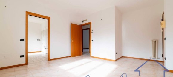 Apartamento de 2 dormitorios en Rimini, Italy No. 329058 4