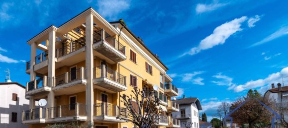 Apartamento de 2 dormitorios en Rimini, Italy No. 329058 32