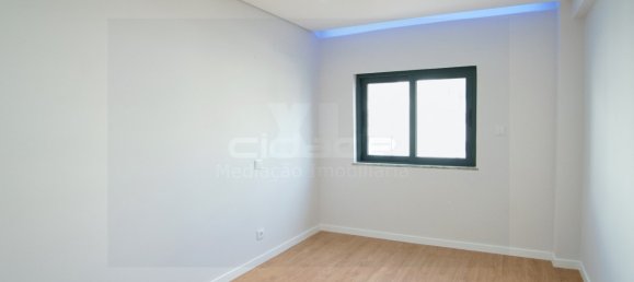 Квартира с 2 спальнями в Картейра, Португалия № 115451 10