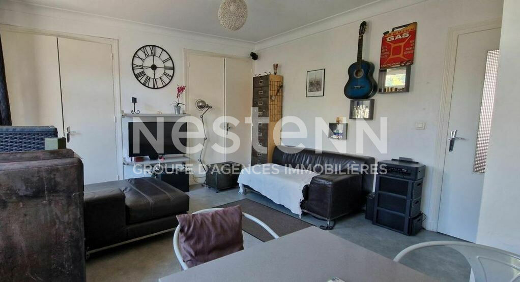 3 bedrooms Building in Yssingeaux, France No. 62218