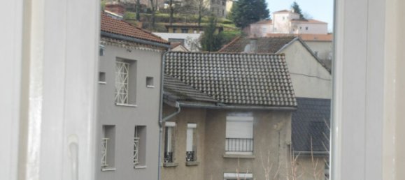 3 bedrooms Building in Yssingeaux, France No. 62218 10