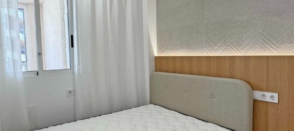 Apartamento de 2 dormitorios en Alicante, Spain No. 181463 16