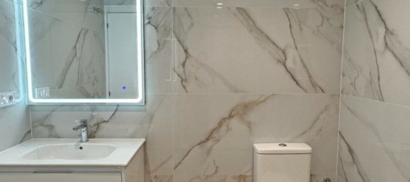 Apartamento de 2 dormitorios en Alicante, Spain No. 181463 11