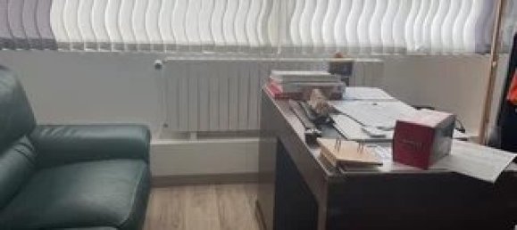 5 bedrooms House in Joue-les-Tours, France No. 60035 13