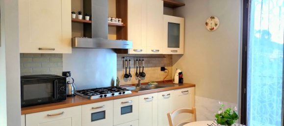 Duplex T4 em Taino, Italy N.º 361283 10