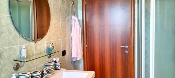 Duplex T4 em Taino, Italy N.º 361283 24