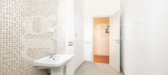 5غرفة شقة في Cagliari, Italy رقم 289308 34