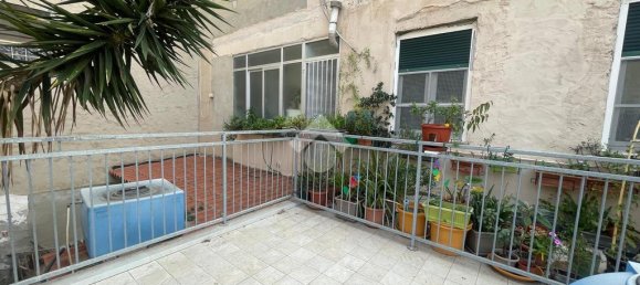Apartamento de 2 dormitorios en Cagliari, Italy No. 377626 12