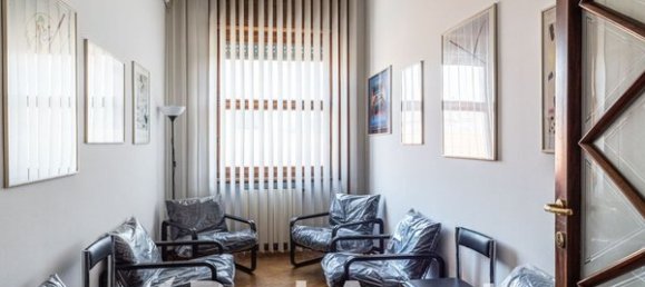 Büro in Vigevano, Italy 160m², Nr. 183634 27