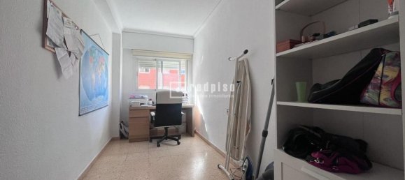 Квартира с 3 спальнями в Валенсия, Испания № 159665 18