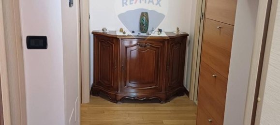 3 rooms Apartment in Garlate, Italy No. 13715 14