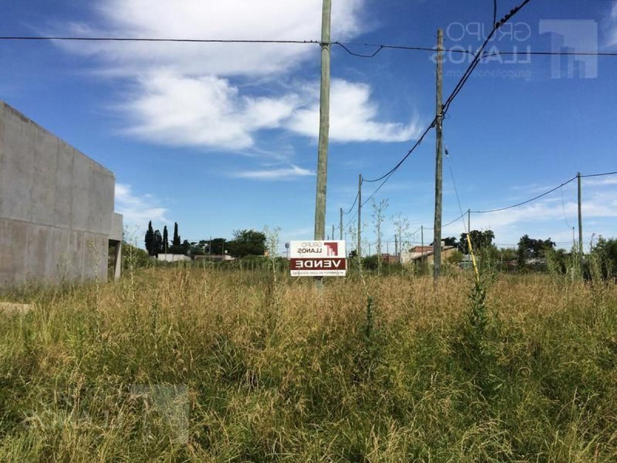  Land in Buenos Aires, Argentina No. 118361