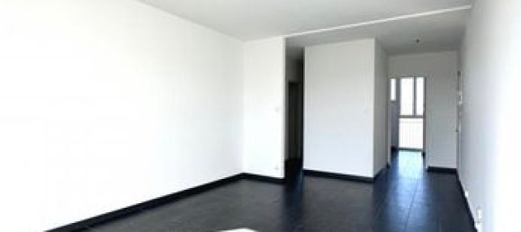 2 chambres Appartement à Marseille, France No. 313670 3