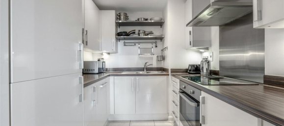 1 bedroom Apartment in Maida Vale, United Kingdom No. 7425 2