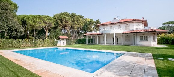 6 bedrooms Villa in Forte dei Marmi, Italy No. 328930 10