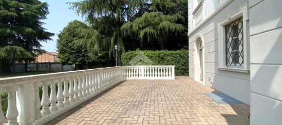 4 rooms Apartment in Mairano, Italy No. 291646 4