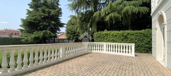 4 rooms Apartment in Mairano, Italy No. 291646 7