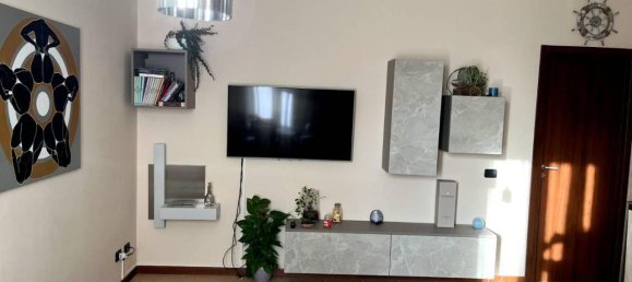 2 rooms Apartment in Rivanazzano Terme, Italy No. 37220 4