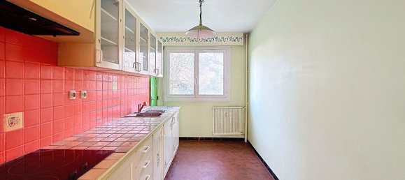 Квартира с 2 спальнями в Суази-сюр-Сен, Франция № 169538 3