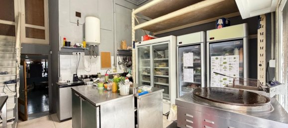 150 m² propiedad comercial en venta en Torrevieja, Alicante, Comunidad Valenciana, Spain № 370096 22