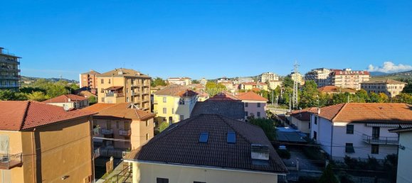 4-salle Appartement à Ovada, Italy No. 116024 22