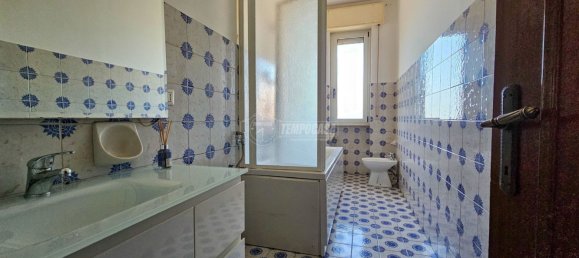 4-salle Appartement à Ovada, Italy No. 116024 15