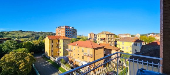 4-salle Appartement à Ovada, Italy No. 116024 7