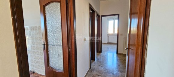 4-salle Appartement à Ovada, Italy No. 116024 10